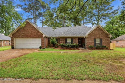 457 Shadowood Dr, Ridgeland, MS, 39157-4131 | Card Image