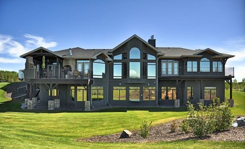 338009 2 Street E, Rural Foothills County, AB, T1S7B3 | Card Image