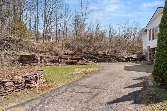 68 Ledge Rd, House other with 2 bedrooms, 2 bathrooms and null parking in Burlington VT | Image 6