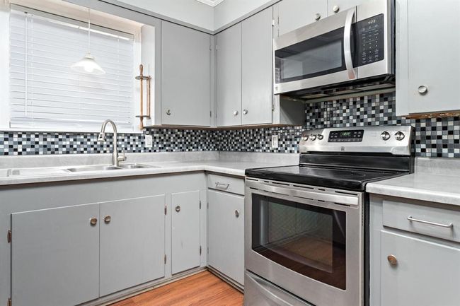3032 Avenue H, House other with 4 bedrooms, 1 bathrooms and 2 parking in Nederland TX | Image 14