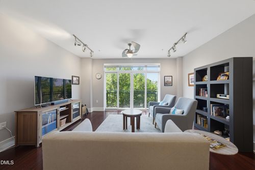 325-444 S Blount St, Raleigh, NC, 27601-2087 | Card Image