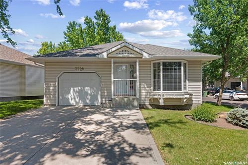 3734 Queens Gate, Regina, SK, S4S7J1 | Card Image