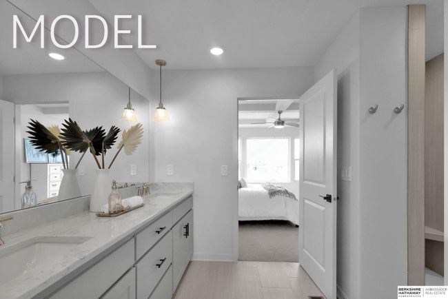 5417 N 191 St St, House other with 4 bedrooms, 3 bathrooms and 3 parking in Elkhorn NE | Image 38