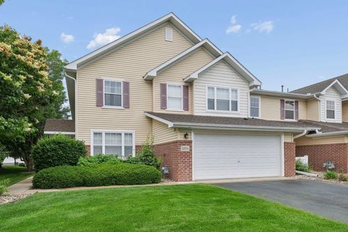 2001-5375 172nd St W, Farmington, MN, 55024-7325 | Card Image