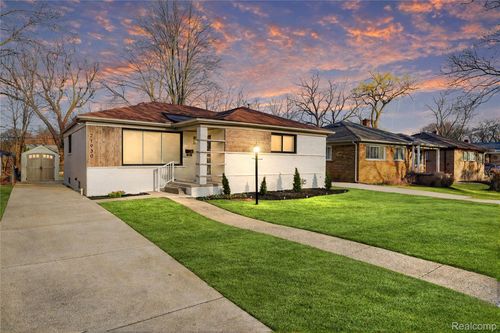 21930 Marlow St, Oak Park, MI, 48237-3515 | Card Image