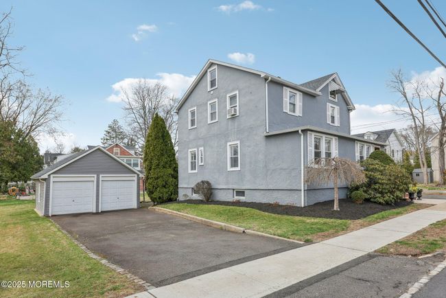131 Livingston Ave, Home with 5 bedrooms, 2 bathrooms and null parking in New Providence NJ | Image 4