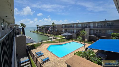 d124-200 W Sunny Isle St, South Padre Island, TX, 78597-6719 | Card Image