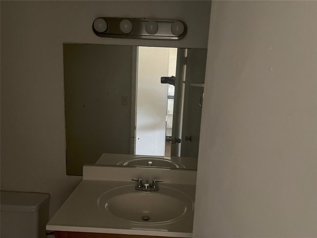APT-104 - 1820 Wooten Park Dr, Condo with 1 bedrooms, 1 bathrooms and 1 parking in Austin TX | Image 9