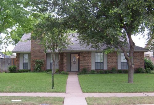 6909 Darton Dr, Plano, TX, 75023-1813 | Card Image