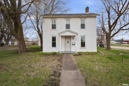 228 4th Ave W, Milan, IL, 61264-2729 | Card Image