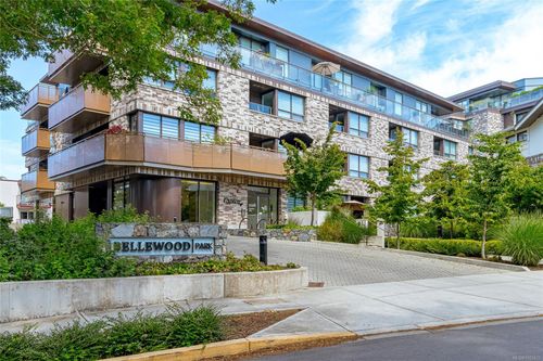 208-1018 Pentrelew Pl, Victoria, BC, V8V4J4 | Card Image