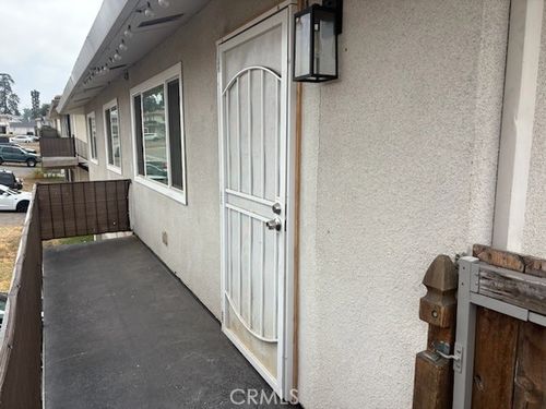 3490 Rainbow Ln, Highland, CA, 92346 | Card Image