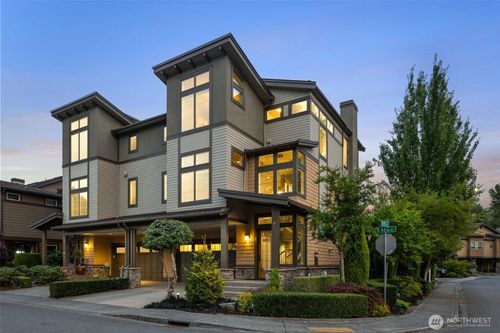 1211 N 42nd Pl, Renton, WA, 98056-2170 | Card Image