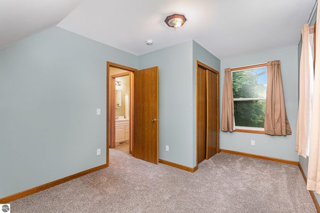212 E Palmer St, House other with 2 bedrooms, 1 bathrooms and null parking in Mt Pleasant MI | Image 8