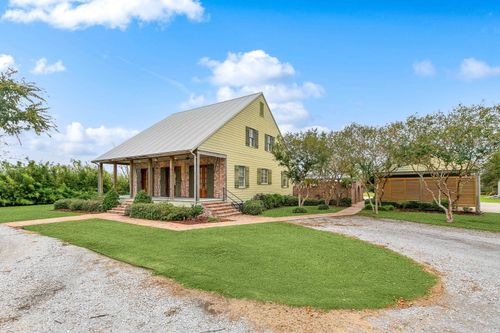 8601 E Avenue A, Cut Off, LA, 70345-3855 | Card Image