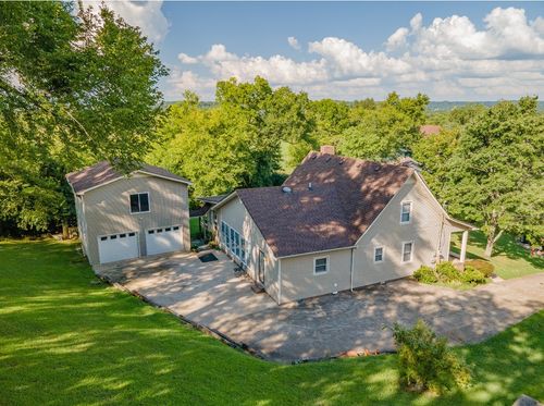 1336 Charlotte Ct, Pulaski, TN, 38478-4710 | Card Image
