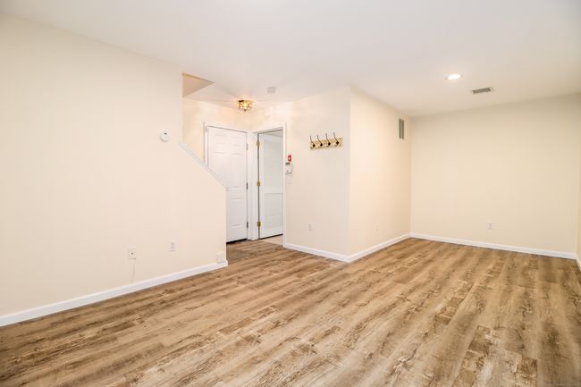 2303 - 2303 Eaton Court, Condo with 2 bedrooms, 2 bathrooms and null parking in Danbury CT | Image 26