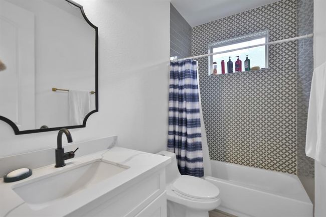 3rd full bath | Image 27