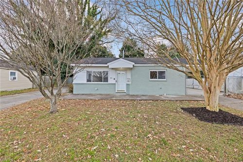 592 N Witchduck Rd, Virginia Beach, VA, 23462-1937 | Card Image