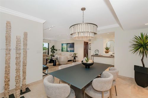 e405-1121 Crandon Blvd, Key Biscayne, FL, 33149 | Card Image