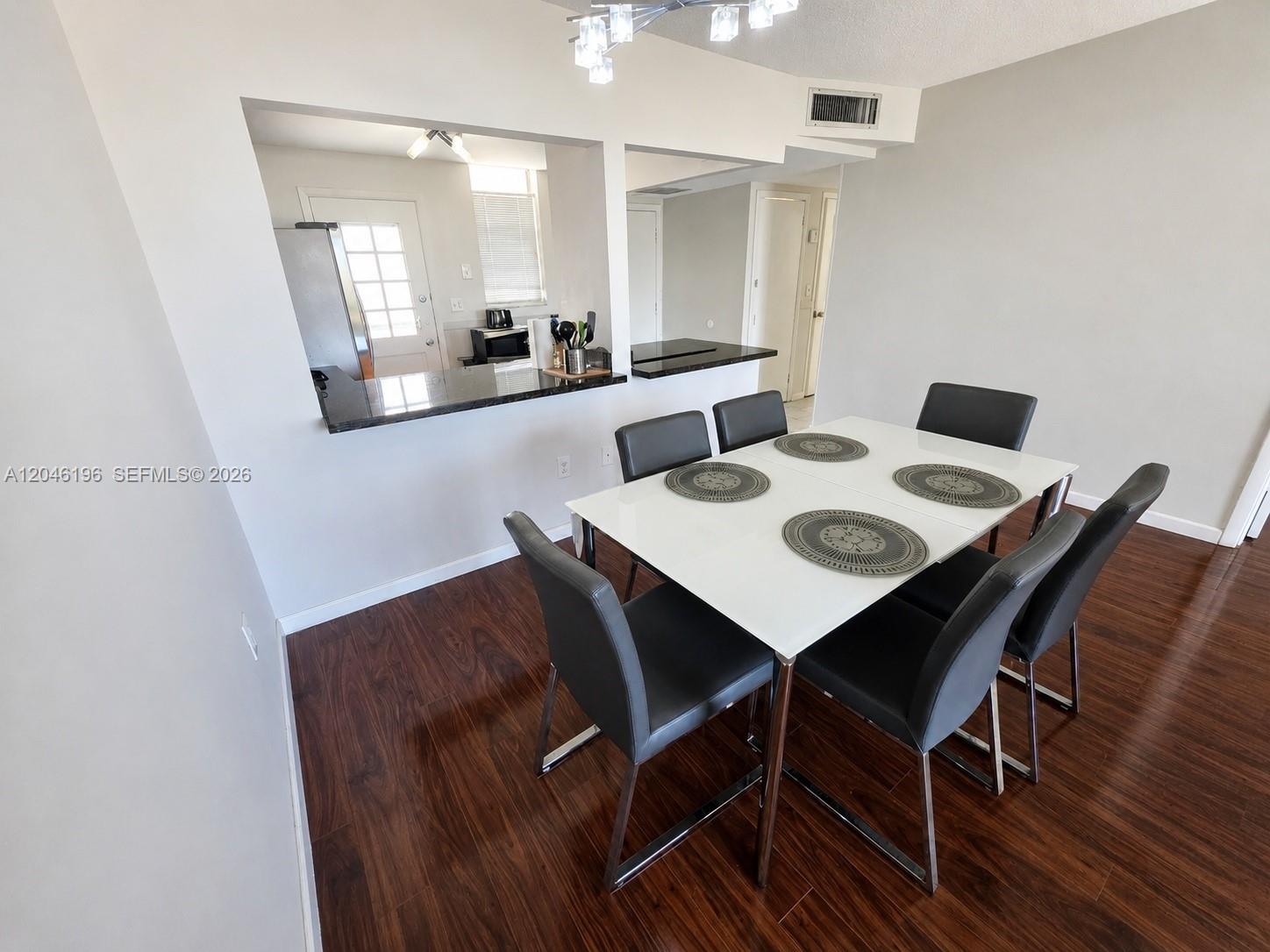 Residential Lease in Aventura 4