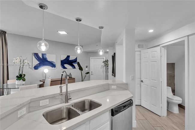 APT-209 - 11401 Nw 89 Th St, Home with 2 bedrooms, 3 bathrooms and null parking in Doral FL | Image 20