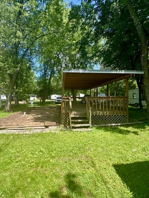 4/19 Woodhaven Dr E, Sublette, IL, 61367 | Card Image