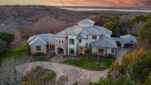 707 Oakhill Ln, Cedar Hill, TX, 75104-1509 | Card Image