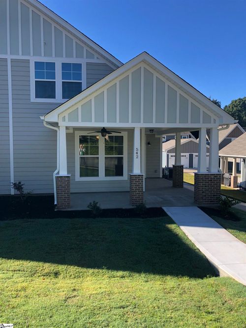 542 Twin Lake Rd, Greenville, SC, 29609-3962 | Card Image