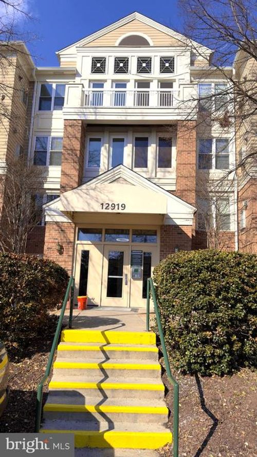 203-12919 Alton Sq, HERNDON, VA, 20170-5810 | Card Image