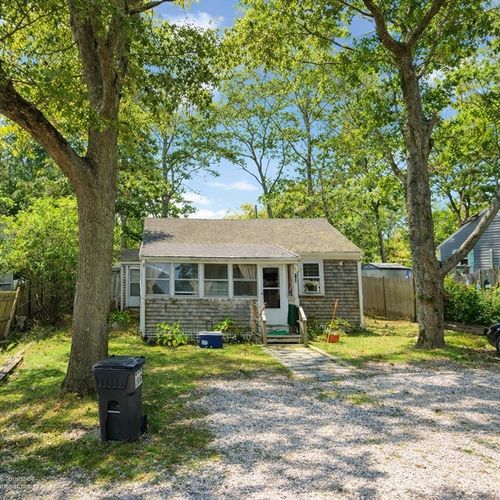 163 Ninigret Ave, Mashpee, MA, 02649-4949 | Card Image