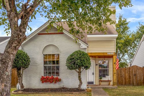 2735 Penn Meade Dr, Nashville, TN, 37214-1127 | Card Image