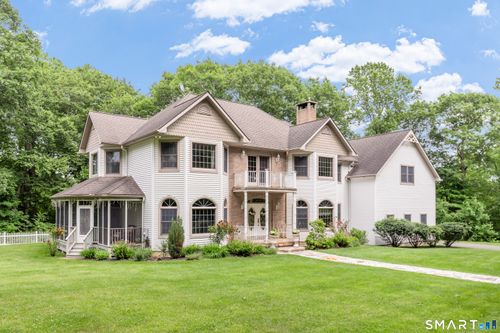 193 Stoney Brook Ln, Watertown, CT, 06795-1033 | Card Image