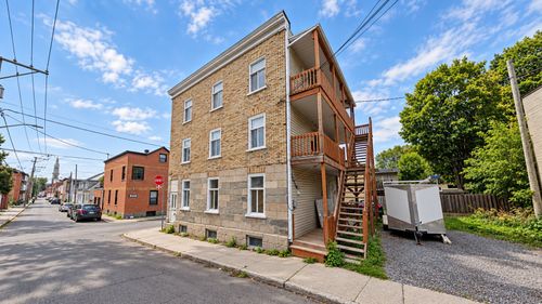 579 Rue Victoria, Québec, QC, G1K5E6 | Card Image
