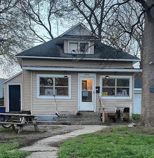 1059 Sherman Street Se, Grand Rapids, MI, 49506 | Card Image