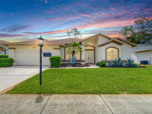 11228 Windrush Cir, HUDSON, FL, 34667-5525 | Card Image