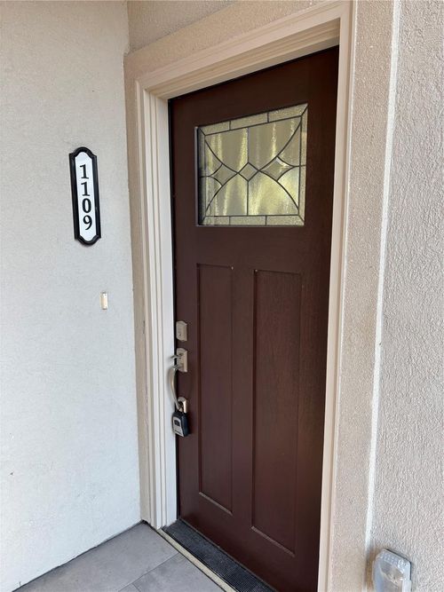 1109-504 Nursery Rd, The Woodlands, TX, 77380-4374 | Card Image