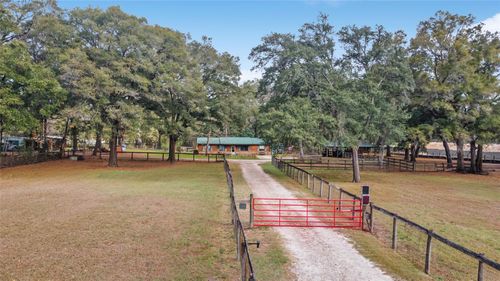 7025 Nw 5th Ln, OCALA, FL, 34482-8201 | Card Image