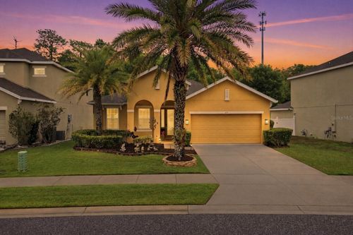 877 Haring Ln, MOUNT DORA, FL, 32757-8701 | Card Image