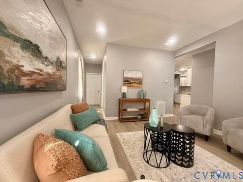 2115 Dinwiddie Ave, Richmond, VA, 23224-5223 | Card Image