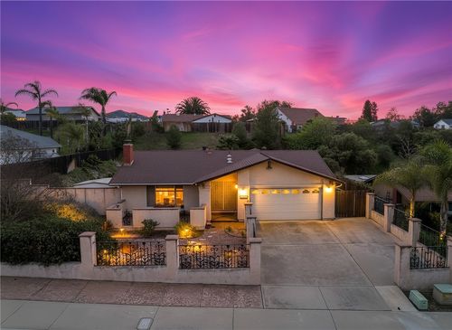 8423 Melrose Ln, El Cajon, CA, 92021-1616 | Card Image