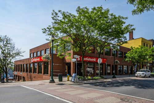 7 King St W, Brockville, ON, K6V3P7 | Card Image