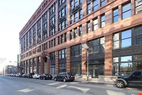 apt-207-1520 Washington Ave, Saint Louis, MO, 63103-1866 | Card Image