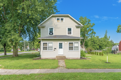618 4th St Sw, Waseca, MN, 56093-2520 | Card Image