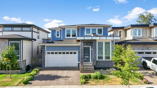 16692 18 Ave, Surrey, BC, V3Z9X5 | Card Image
