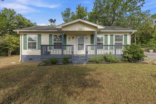 134 Tejas Street, Smithville, TX, 78957 | Card Image