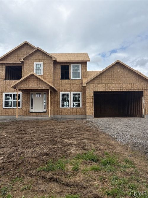 8034 Forest Ridge Ln, Lysander, NY, 13027-4111 | Card Image