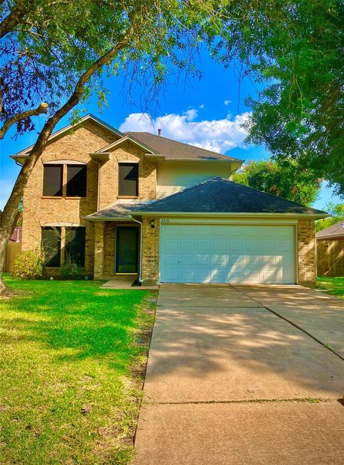 5510 Chisholm Trl, Dickinson, TX, 77539-5989 | Card Image