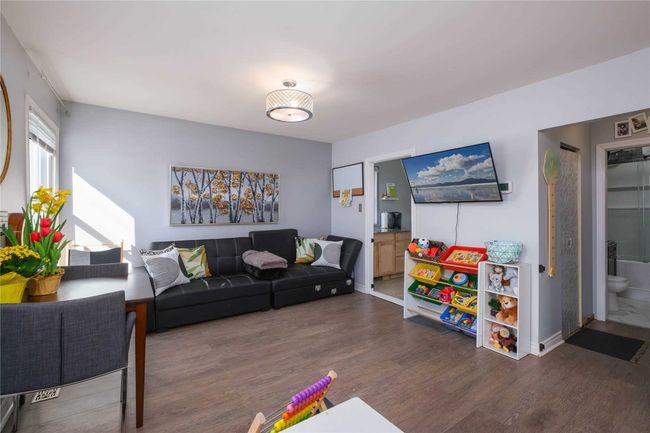7 7 Th Ave, House other with 2 bedrooms, 1 bathrooms and 3 parking in Kingston ON | Image 13
