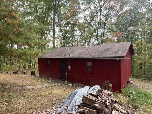 22775 Mayles Ridge Rd, Stewart, OH, 45778-9587 | Card Image